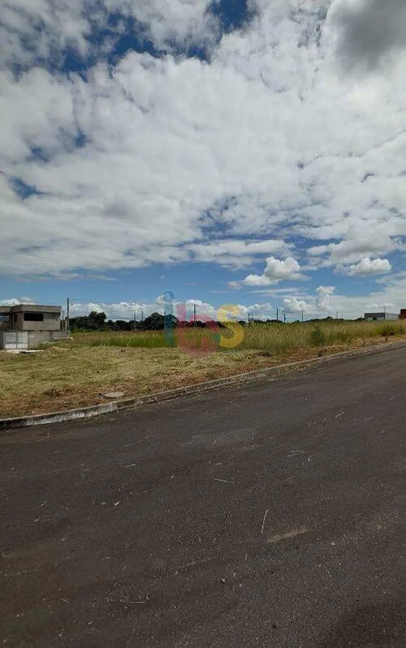 Vendo Lote com Excelente Localização - Foto 4