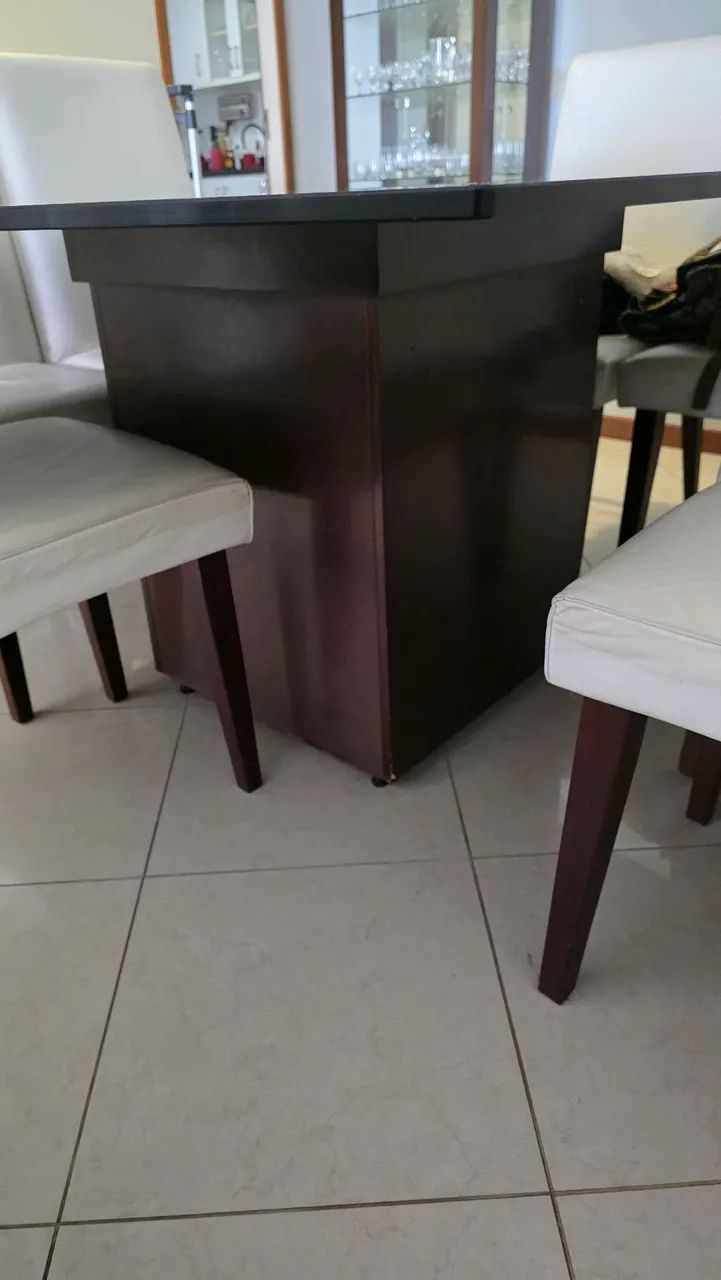 Mesa de Jantar de Vidro com 8 Cadeiras - Foto 3