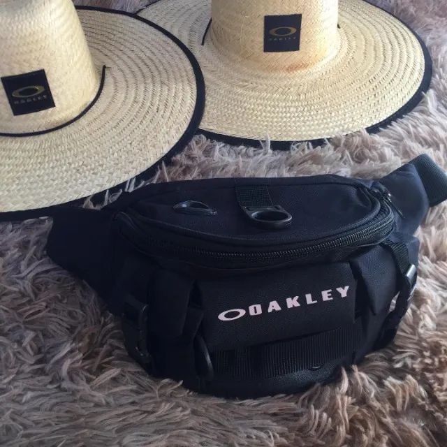 Pochete Oakley Shoulder Bag Premium - Unissex, 5 Compartimentos! - Foto 5