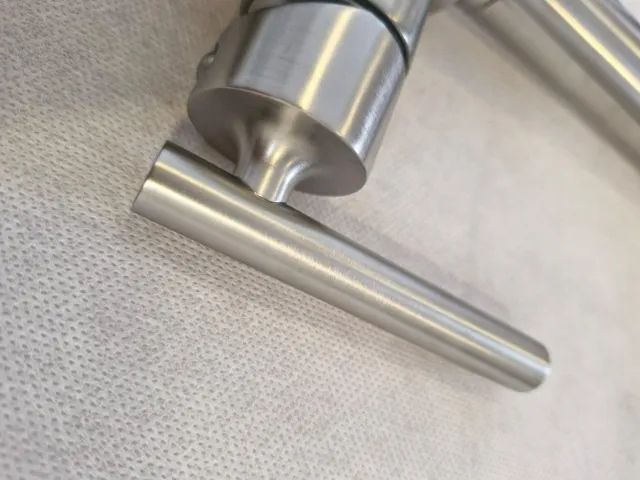 Misturador Monocomando Kohler de Cozinha Purist com Ducha Inox Escovado - Foto 3