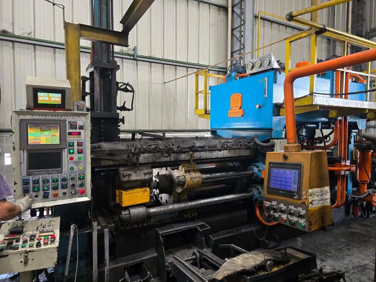 Extrusora  alumínio para tarugos 5"