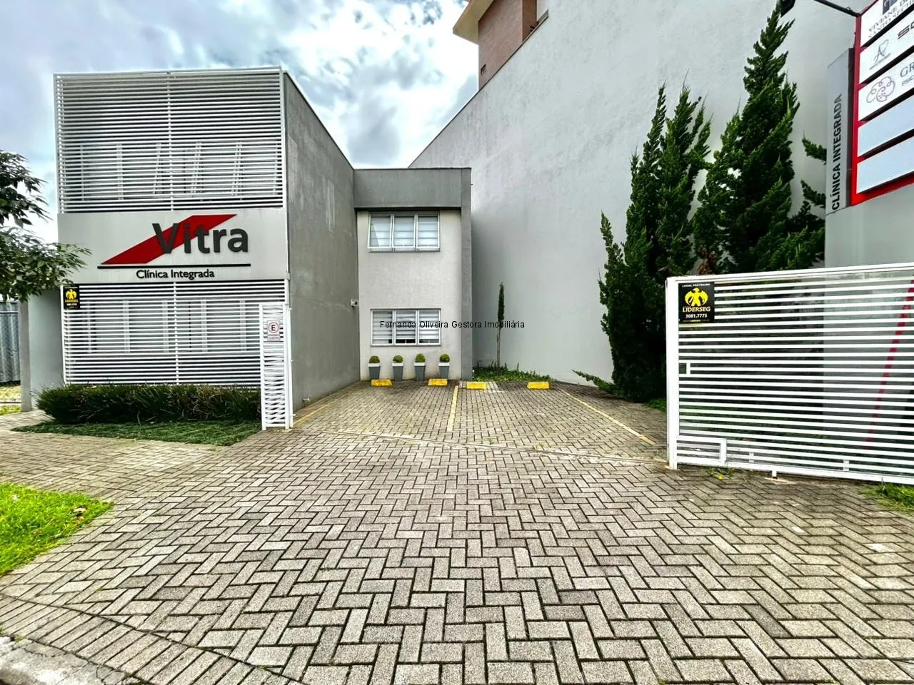 Sala Comercial para Locação no Centro de São José dos Pinhais-PR, dentro de Clinica Consol