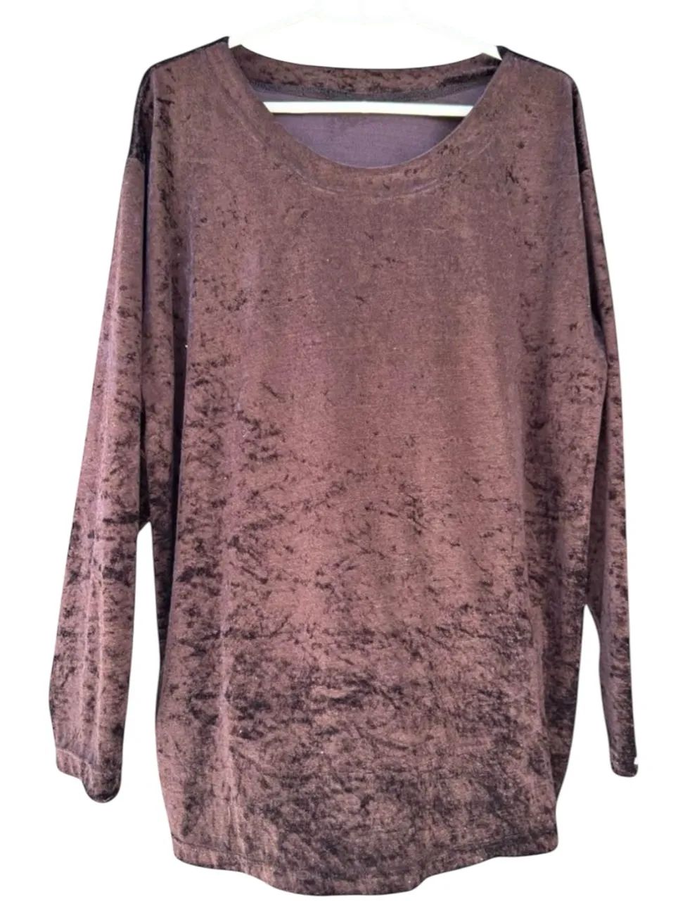 Blusa de Veludo Marrom - Manga Longa - Foto 5