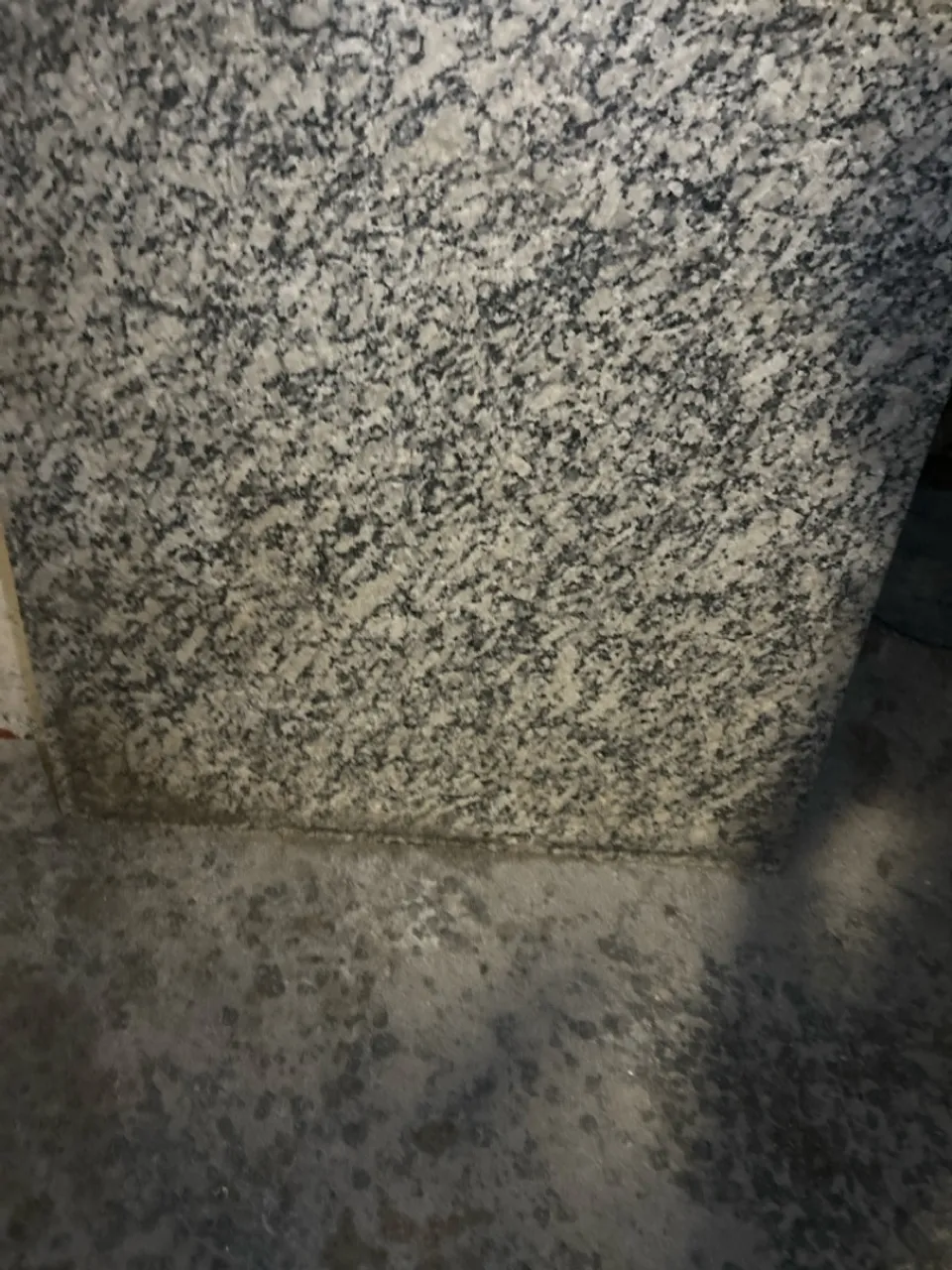 Revestimento de Pedra Natural - Elegância e Durabilidade