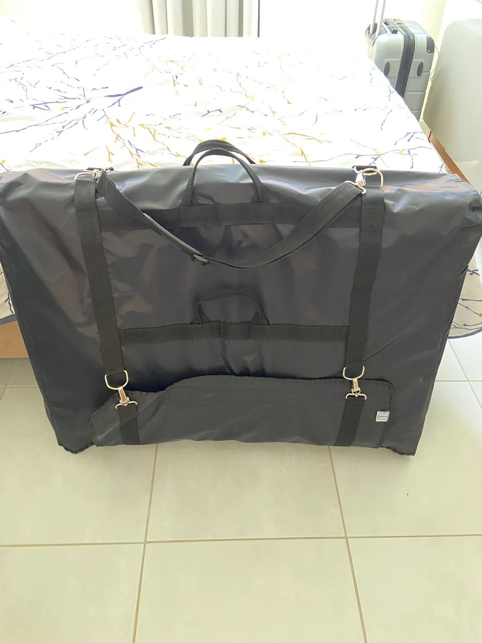 Maca portátil com rodinhas e capa impermeável  - Foto 3