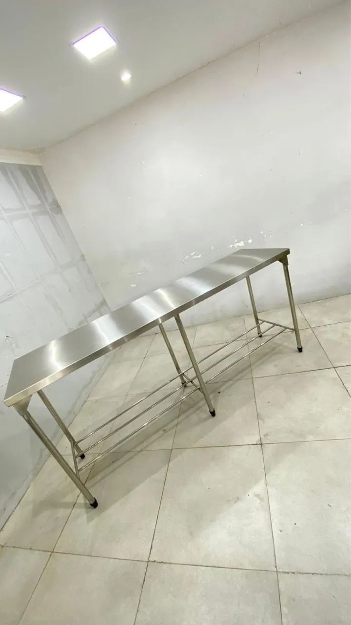 Mesa de aço inox 1.90x60 