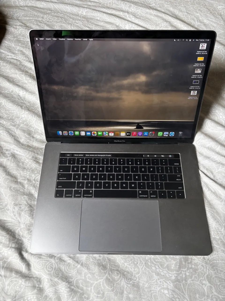 MacBook Pro 15 2016 (16gb ram 256gb) -Perfeito Estado 