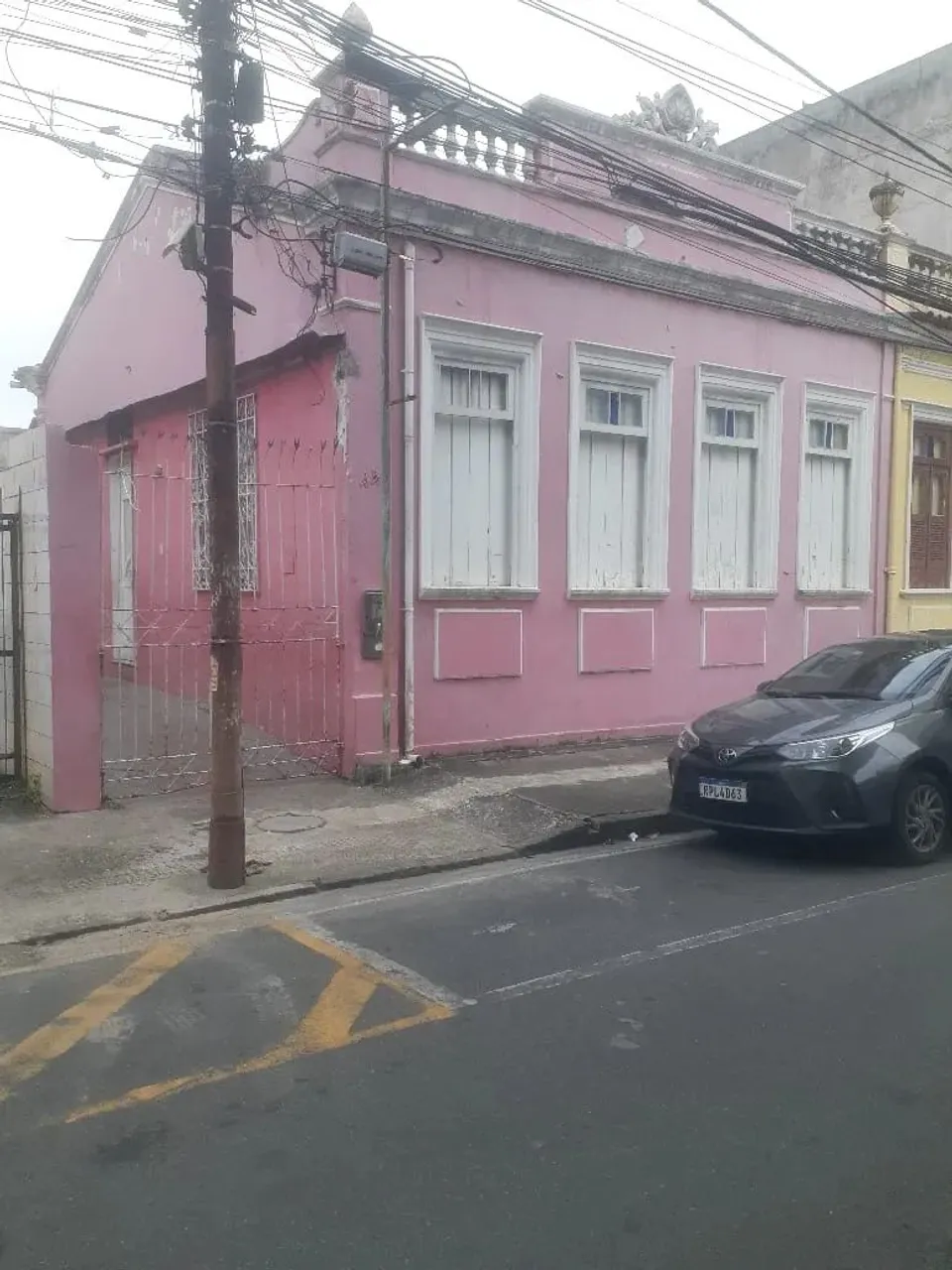 Excelentes casarões em com 1.100m2 em Nazaré proximo a Clinica Florence e TRT.
