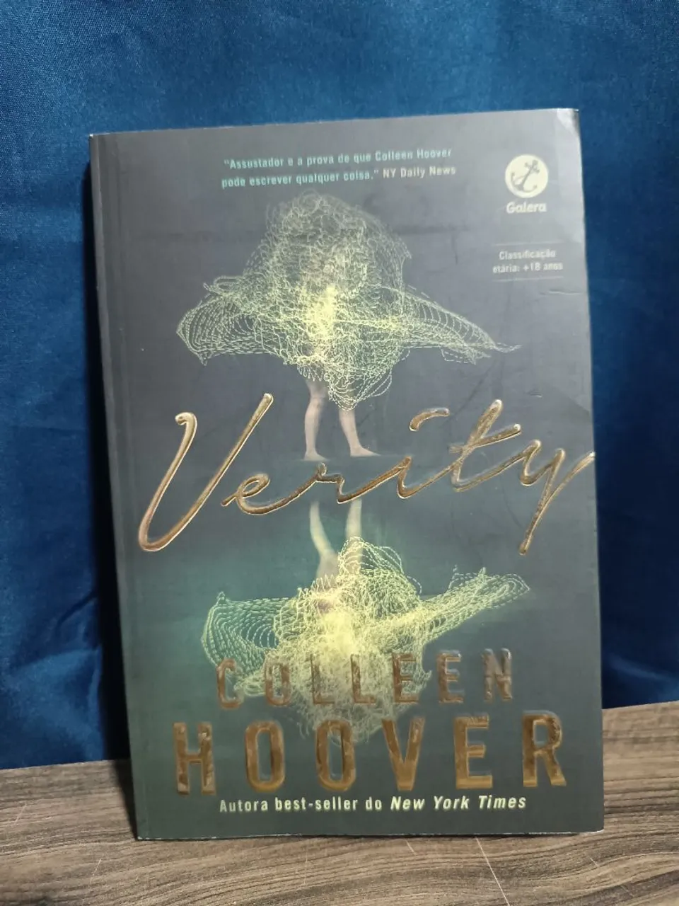 Verity - Colleen Hoover *semi-novo