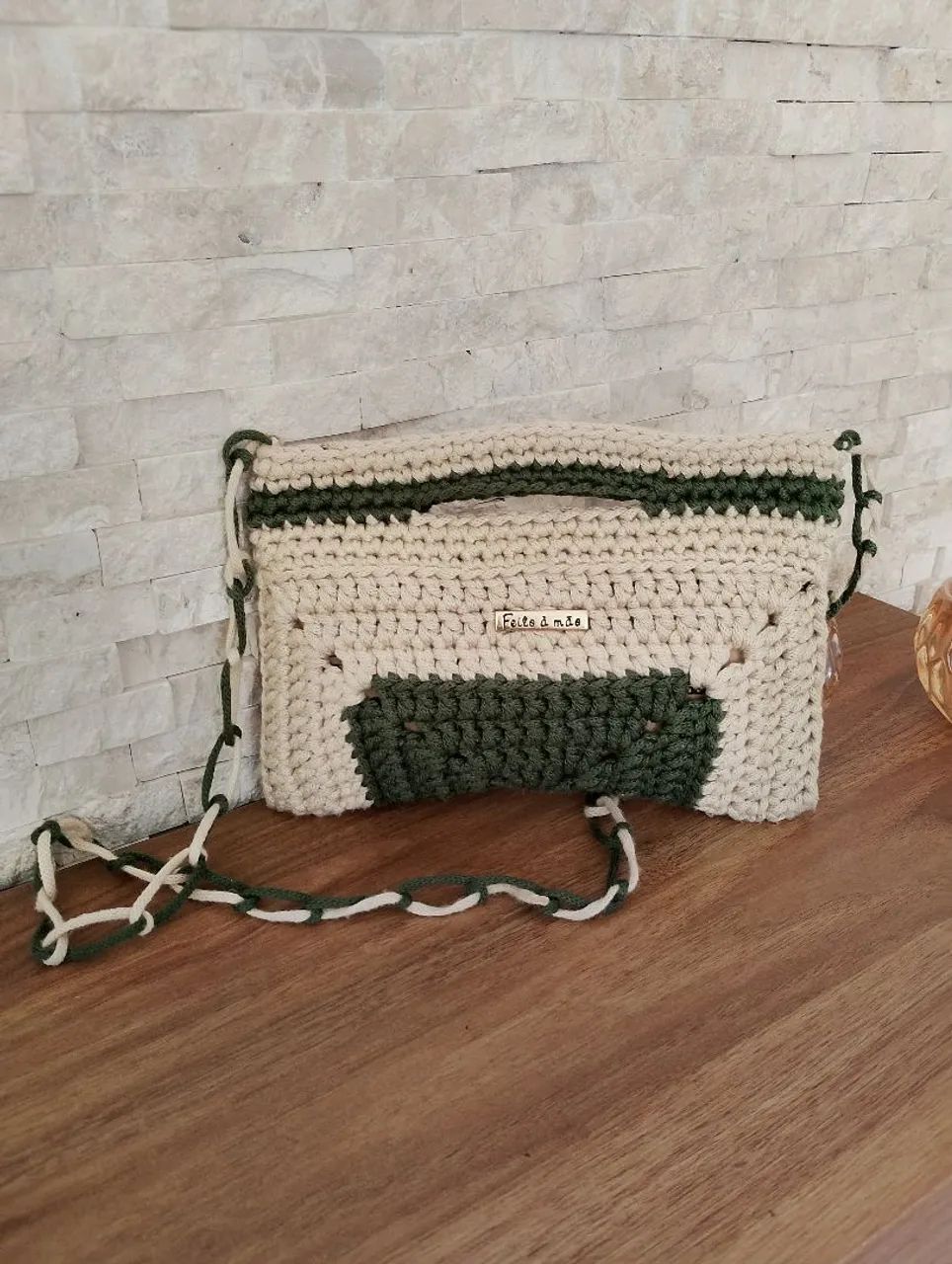 Bolsa tira colo em crochê  - Foto 4