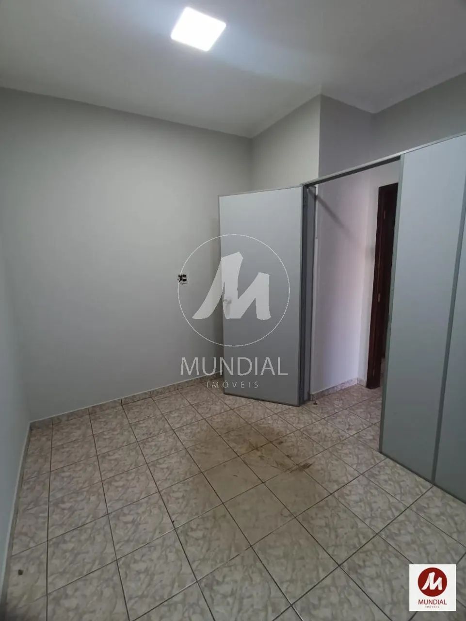 Sala comercial (sala - terrea independente) 3 dormitórios - Foto 4