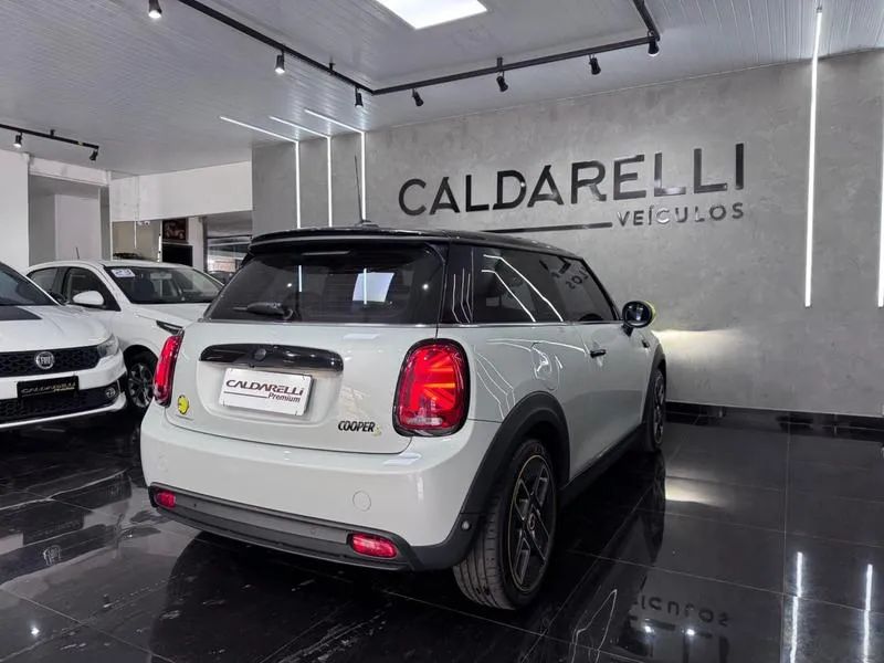 Mini Cooper E 3P (elétrico) 2022 - Foto 4