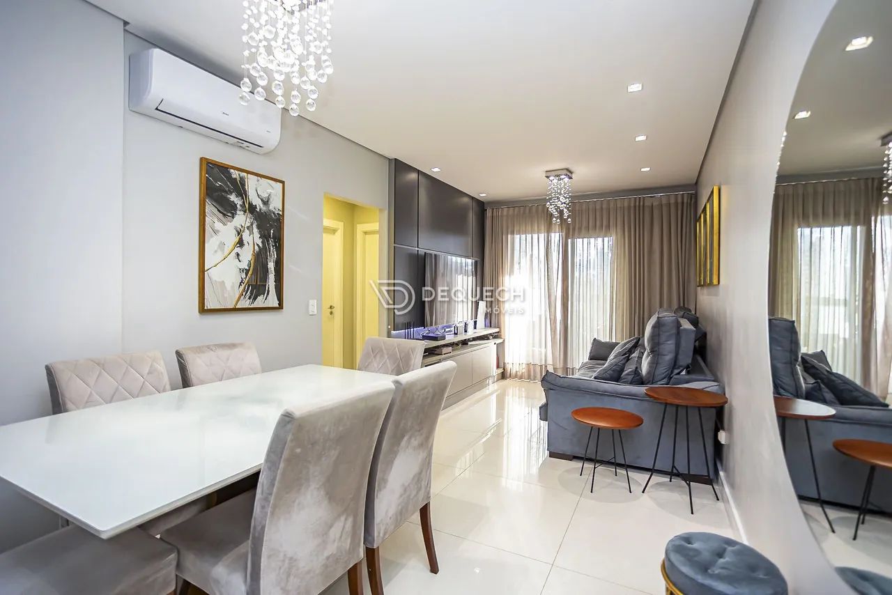 Apartamento mobiliado em andar alto