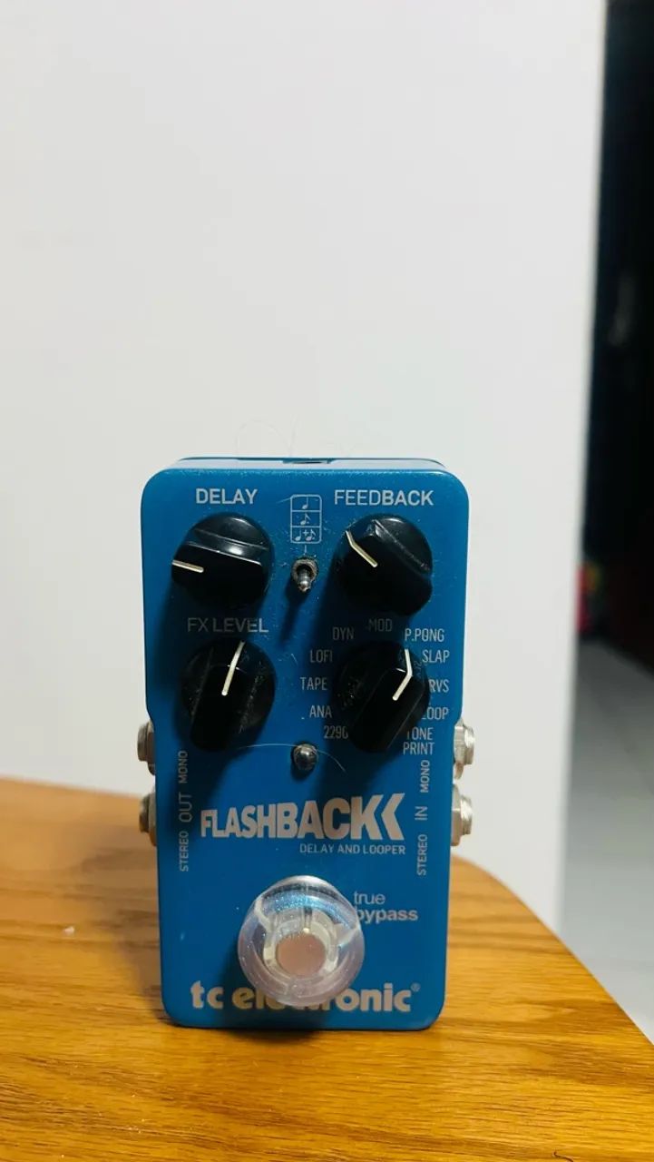 Flashback Delay TC Electronic (ñ Strymon, MXR, Boss, JHS)