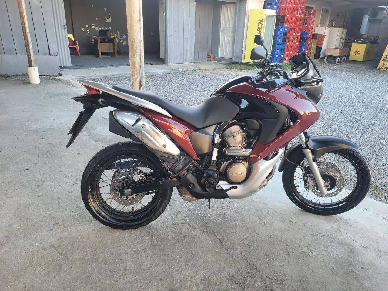 未開封　Vendemmia Pas Operé 2011 Honda 700v Transalp 2011 - 1503694412 | OLX