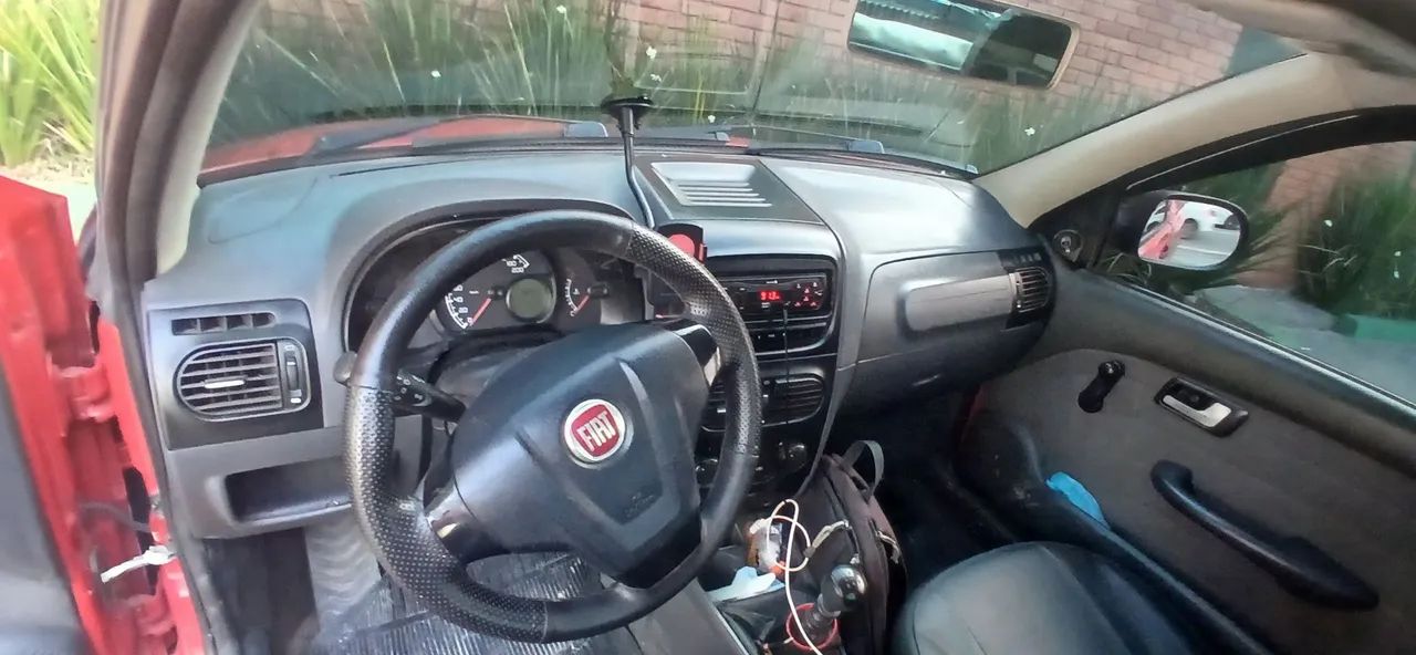 Fiat Strada Working 1.4 MPI Fire Flex 8V CS 2014 - Foto 2