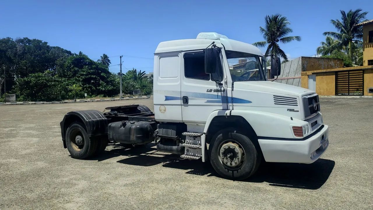 Mercedes 1634 único dono - Caminhões - Barra do Jacuípe (Monte