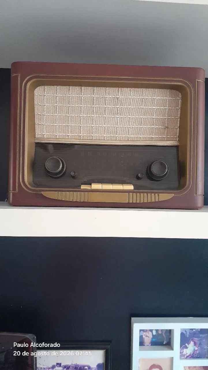 Radio retrô com CD