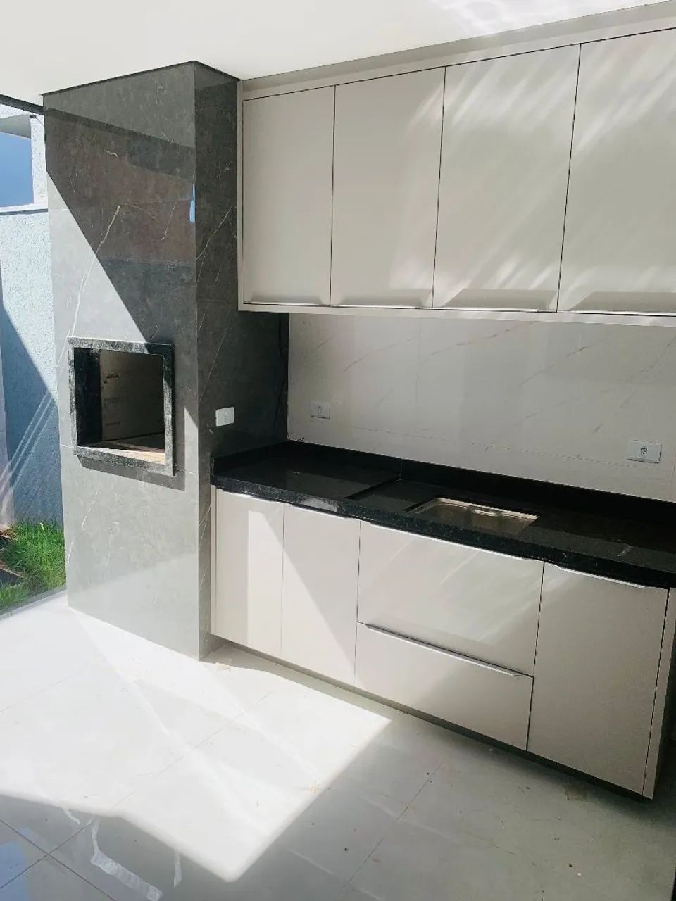 Nova com piscina e 3 suítes no Rita Vieira 1 - Foto 4