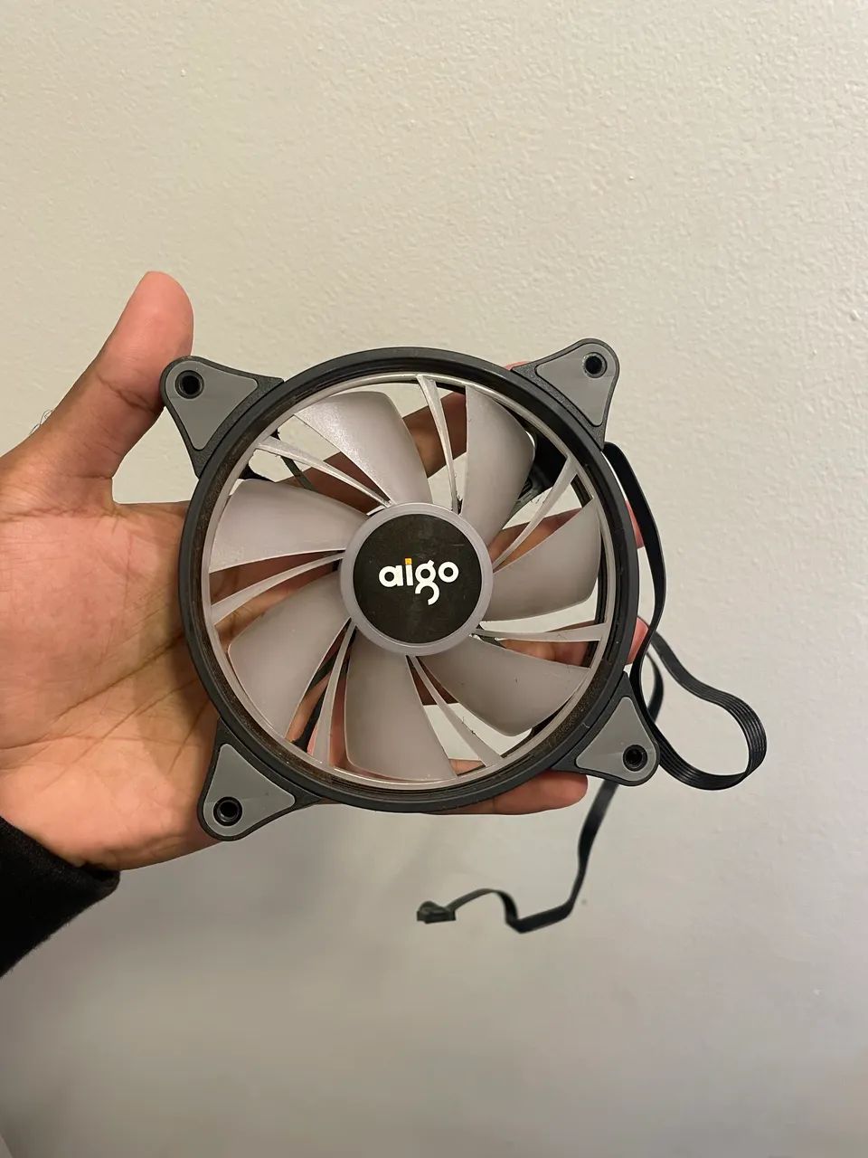 5 Fans Aigo Argb + Controladora Argb - Foto 2
