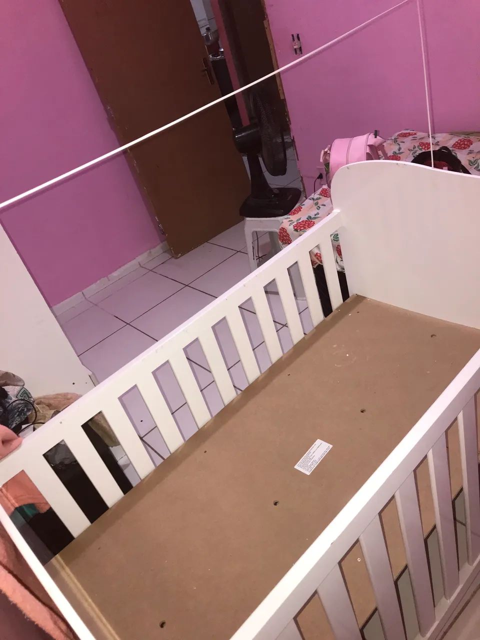 Berço bebê vai com o colchão 