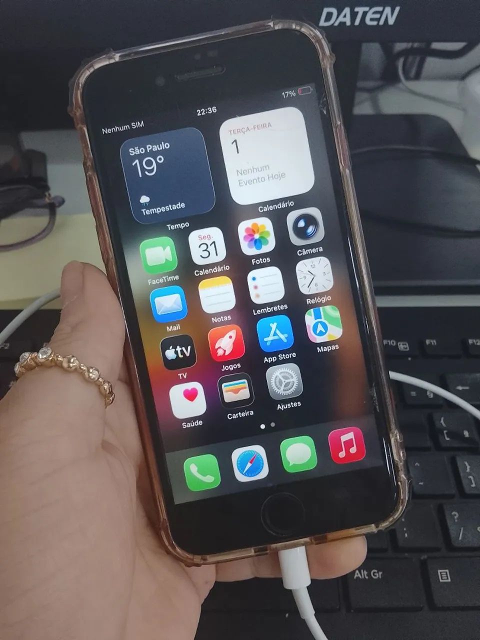 iPhone SE 64GB 