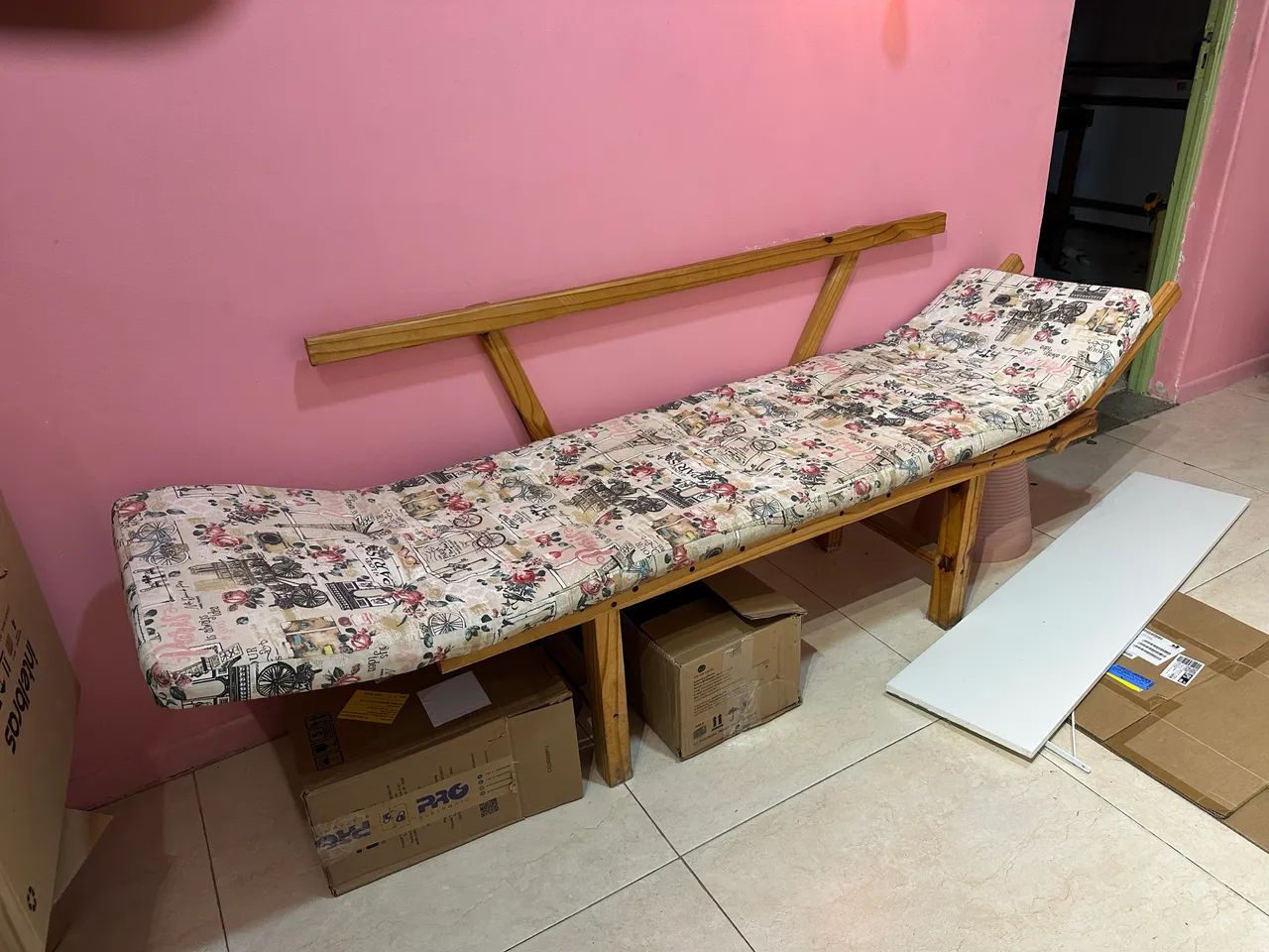 Sofá namoradeira muito conservado  para loja - Foto 2