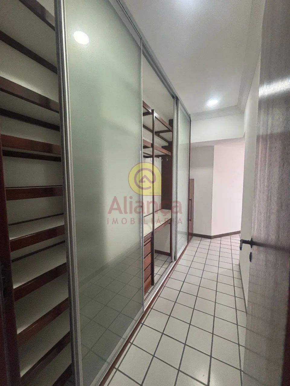 APARTAMENTO BEM ESPAÇOSO EM LAGOA NOVA - Foto 14