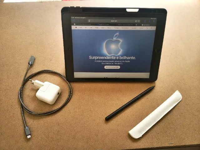 iPad 7ª impecável + caneta e acessórios