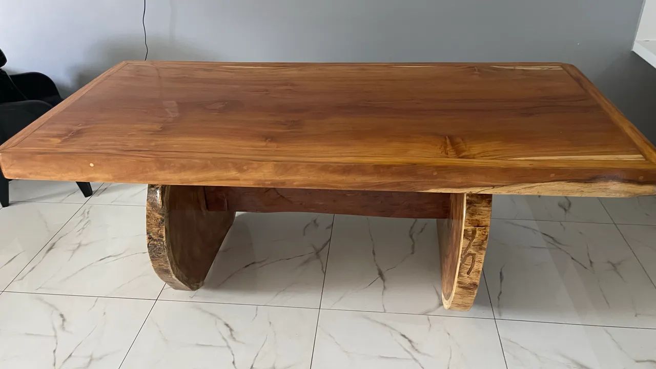 Mesa de madeira 