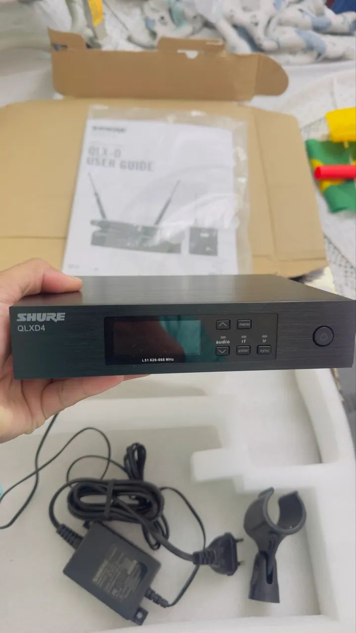 Receptor sem fio Shure QLxD4 - Foto 2