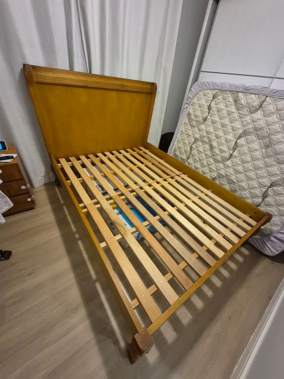 Cama de Casal  Versalhes Madeira Maciça