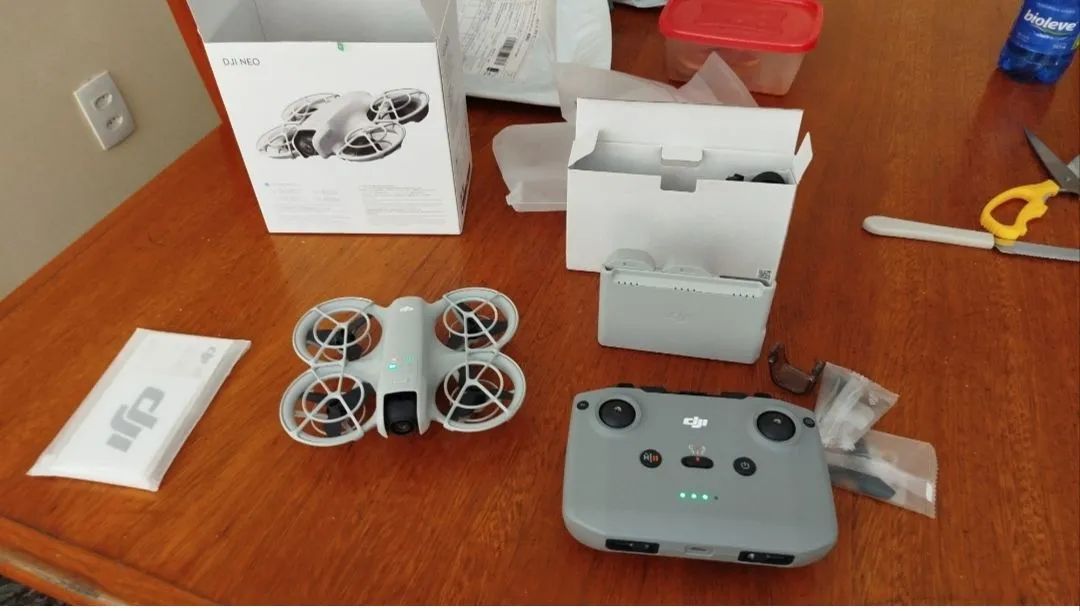Drone DJI Neo novo pouco uso excelente estado de funcionamento 
