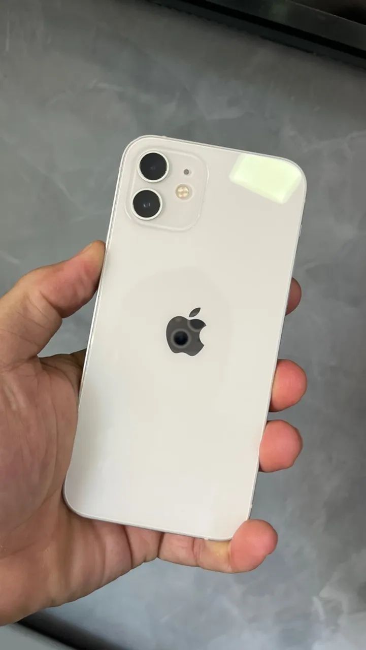 iPhone 12 64gb Branco seminovo - Celulares e Smartphones - São