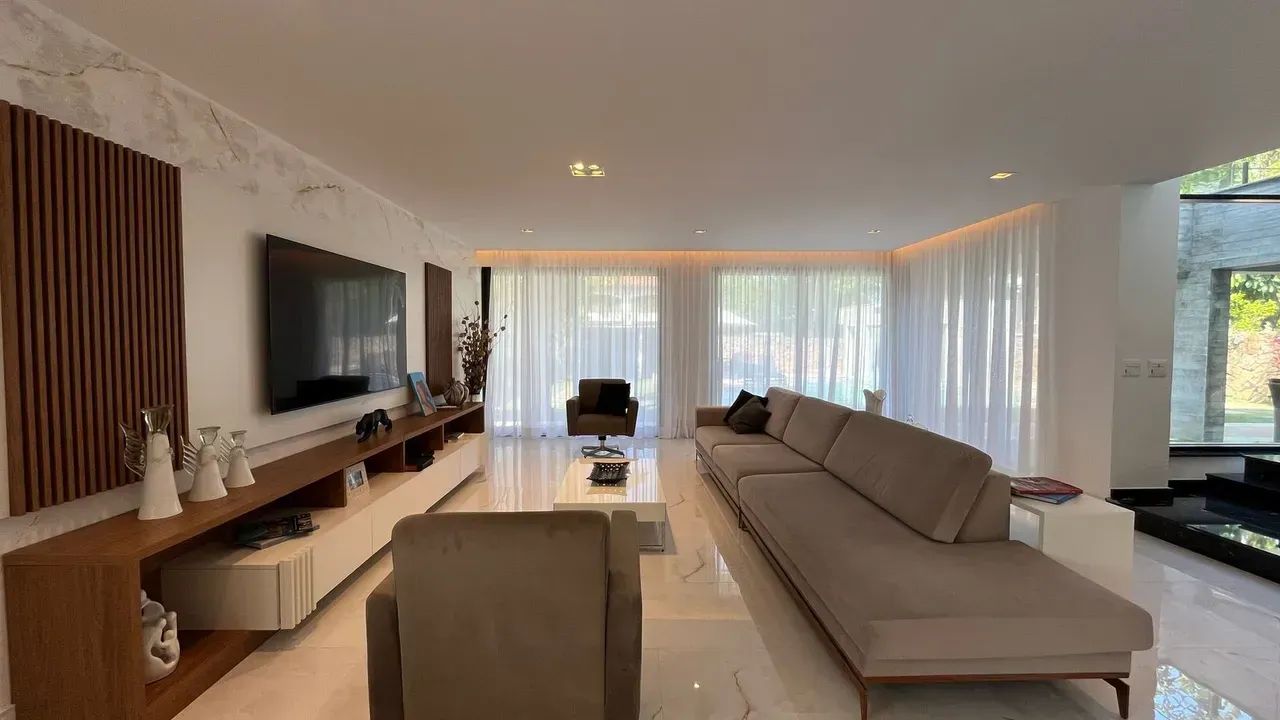 CASA DUPLEX COM 374m² DE ÁREA CONSTRUÍDA, 6 SUÍTES - Foto 3