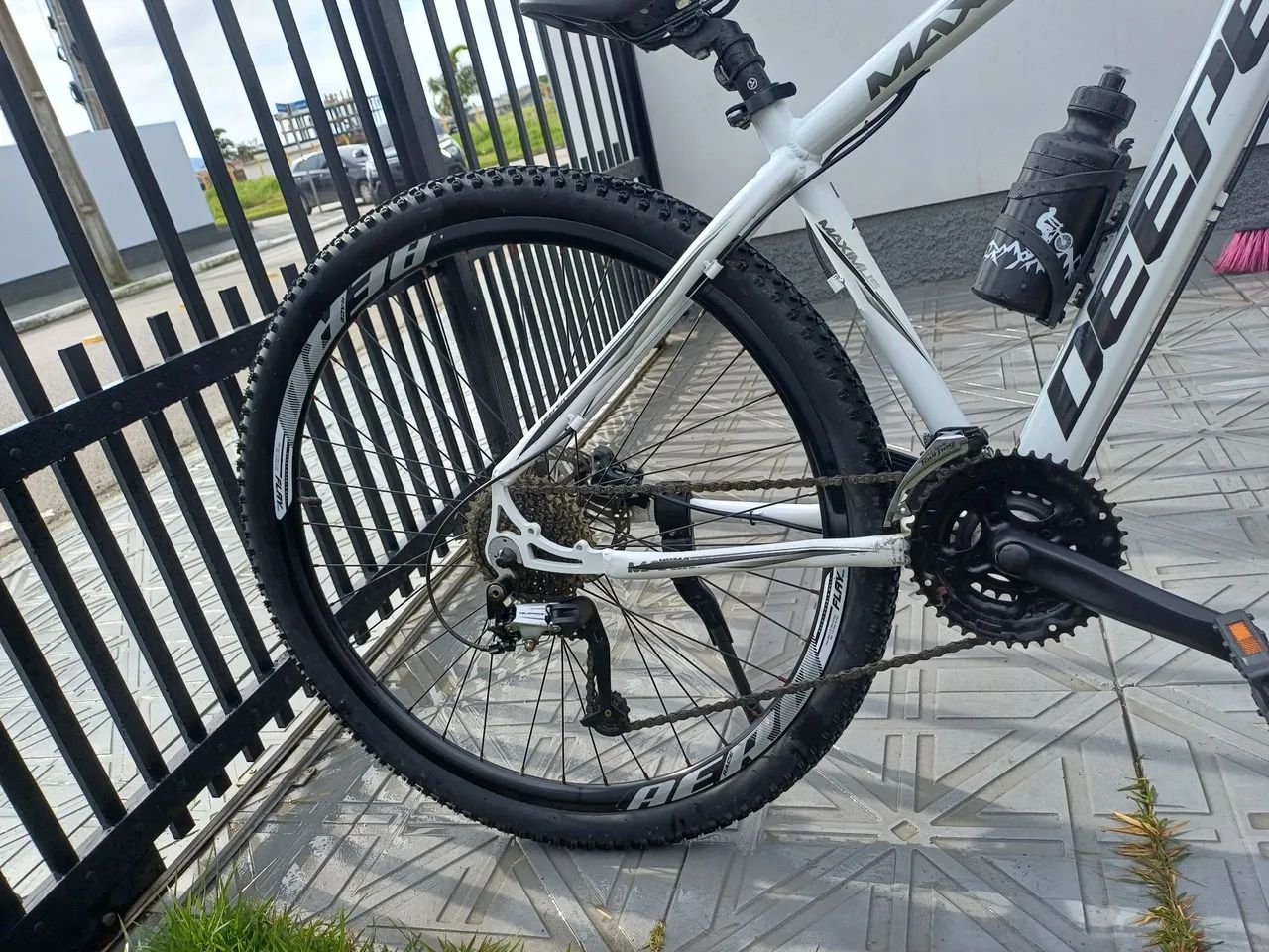 Linda bicicleta deeper aro 29-29v  - Foto 3