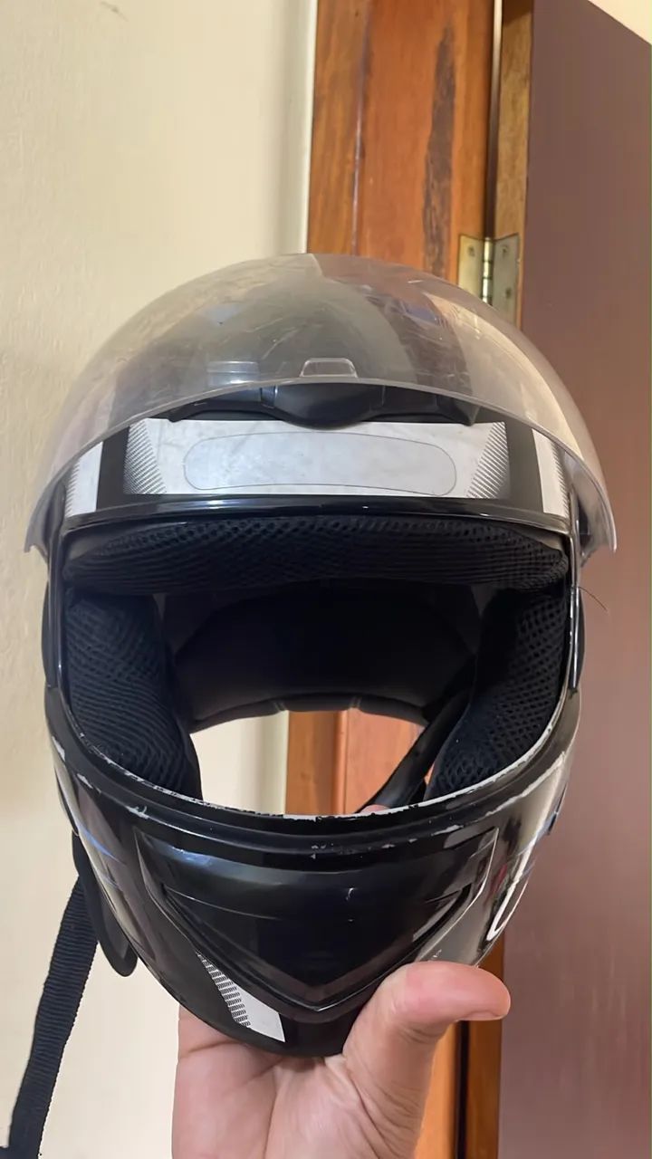 Vende-se capacete 