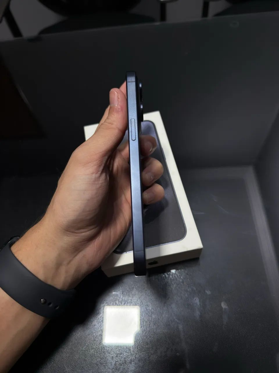 iPhone 15 pro Max 256gb com caixa  - Foto 2