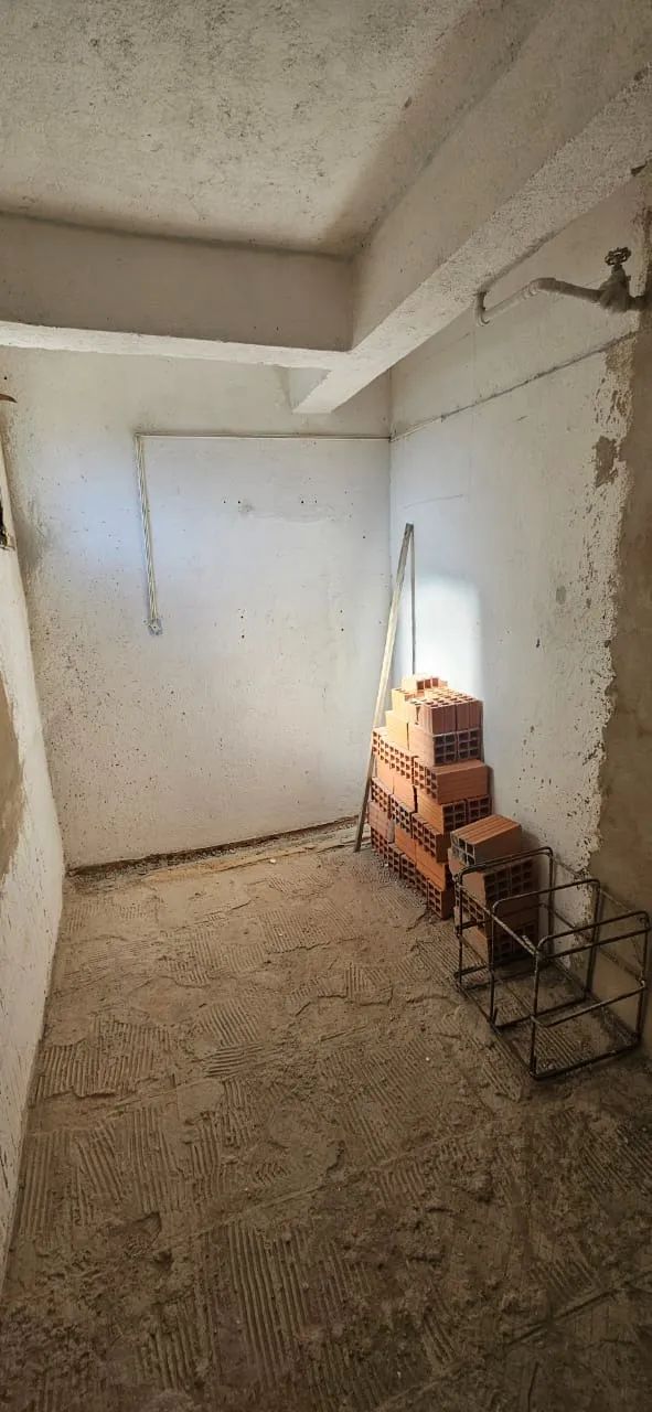 CASA COM 7 COMODOS EM REFORMA sem acabamento - Foto 3