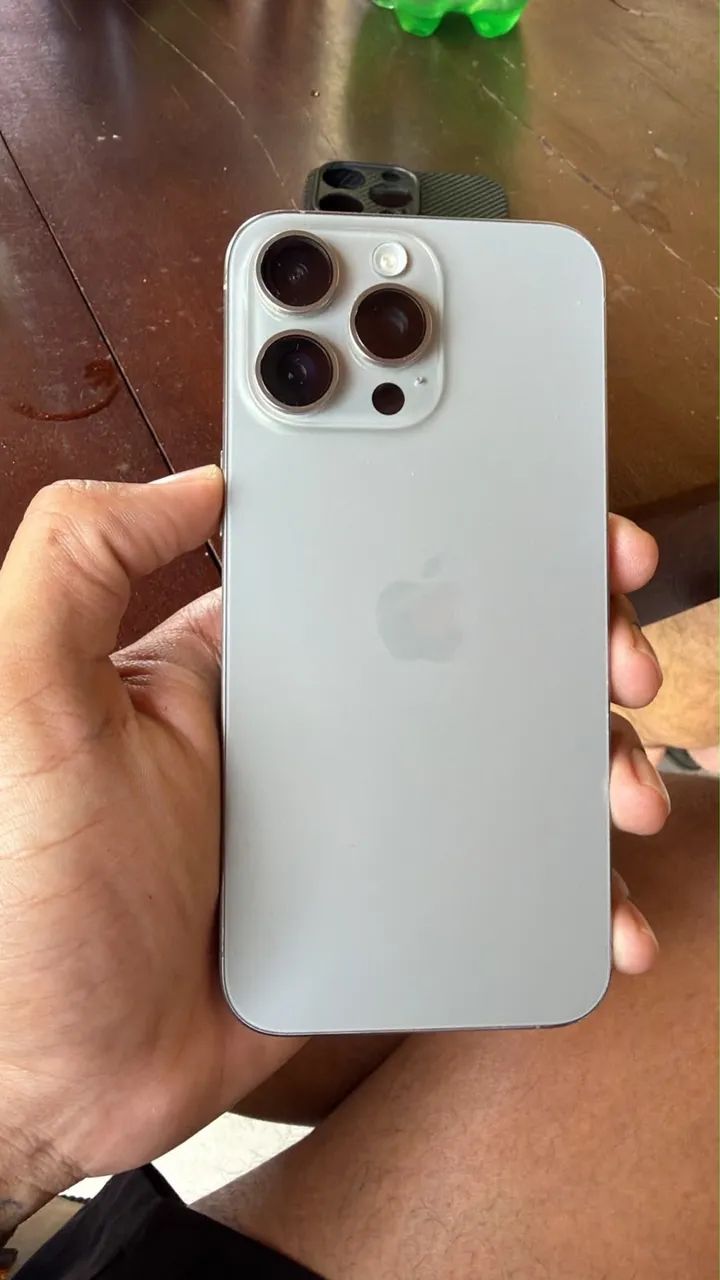 iPhone 15 pro Max 