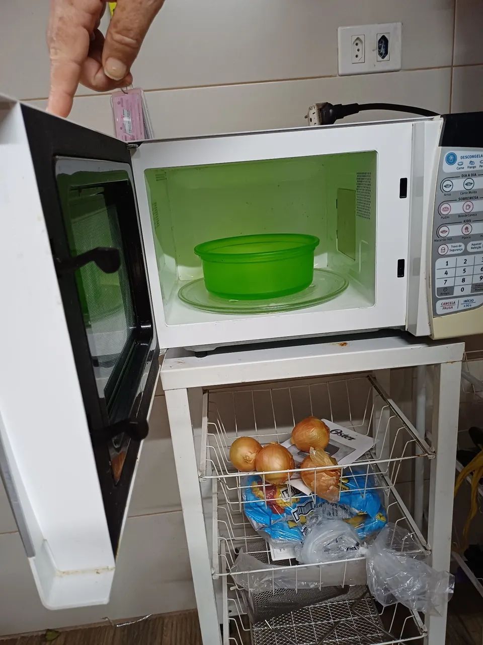 Micro-ondas Electrolux Usado 20l - Foto 4