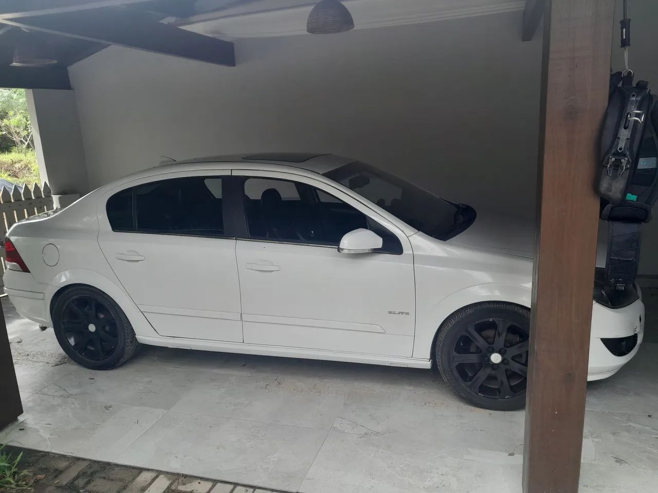 Vectra Elite sucata 