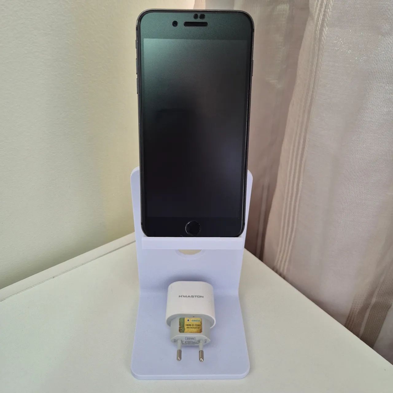 iPhone 8 Plus / 256gb / 84% saúde bateria