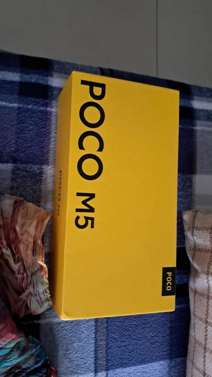 Celular POCO M5