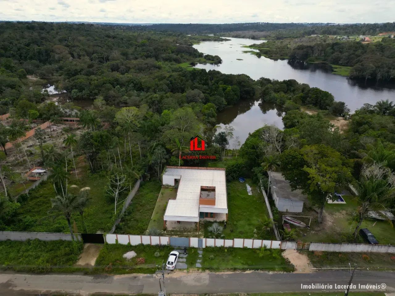 Chácara com Fundo para o Lago no Tarumã/ 2.400m² - Foto 4