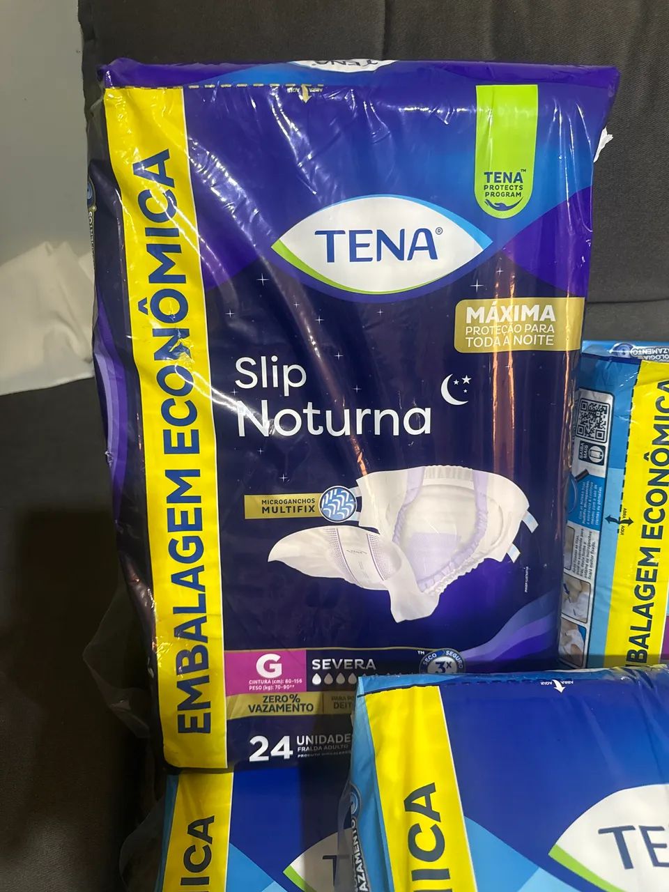 Vendo 5 pacote de fralda 24 unidade em cada pacote 