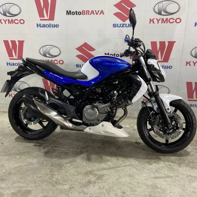 SUZUKI GLADIUS 650 2016 - Foto 3