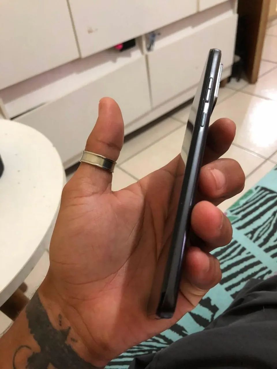 Vendo Motorola Edge 30 neo  - Foto 3