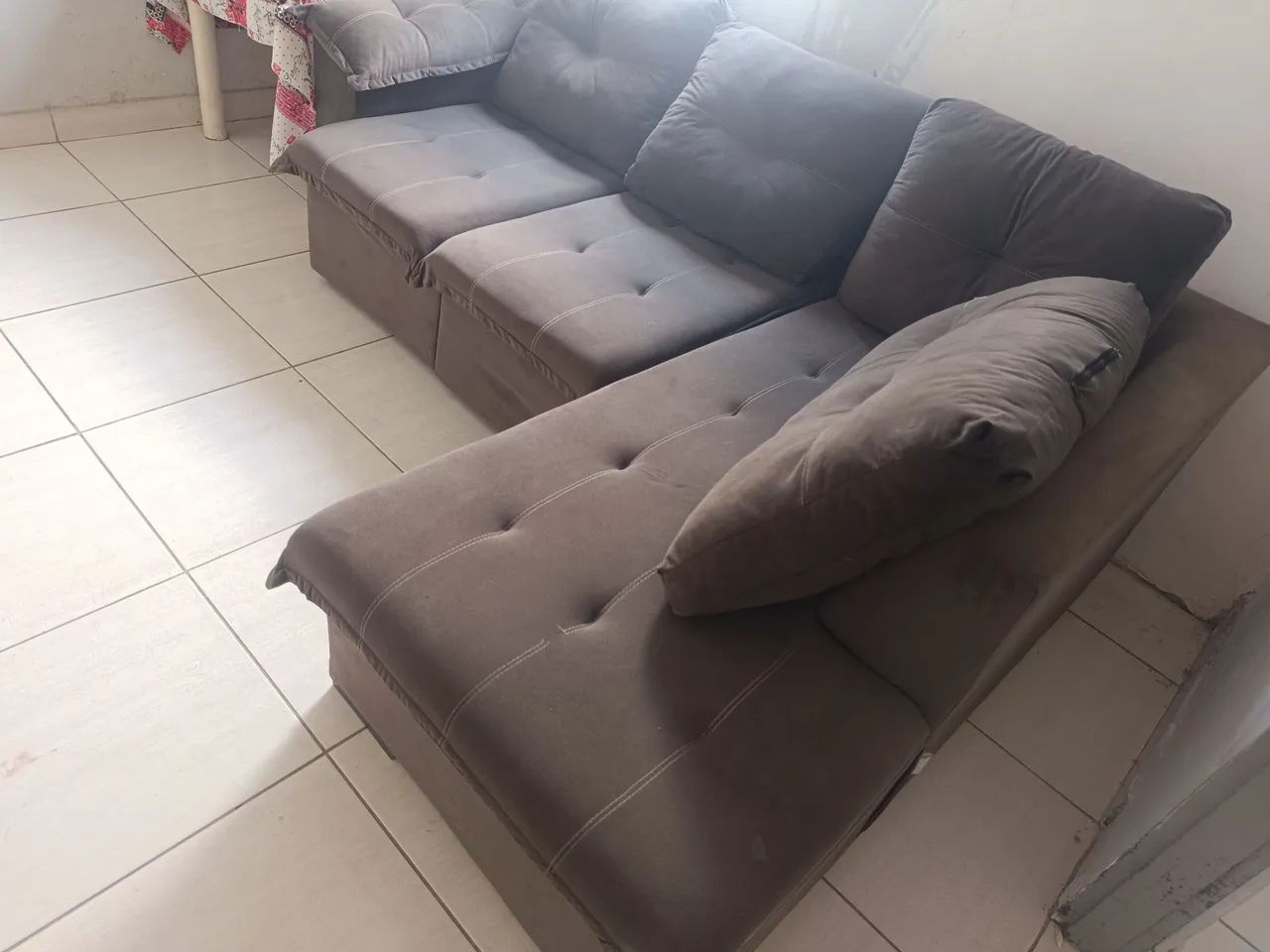 Sofá sofisticado 4 lugares cama