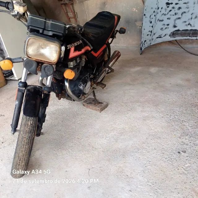 CB 450 - Foto 2